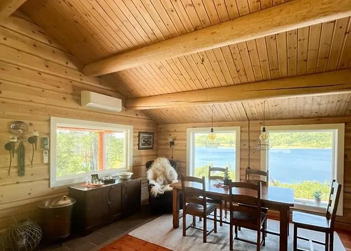 Mountain By Hundsavatnet With Large Veranda